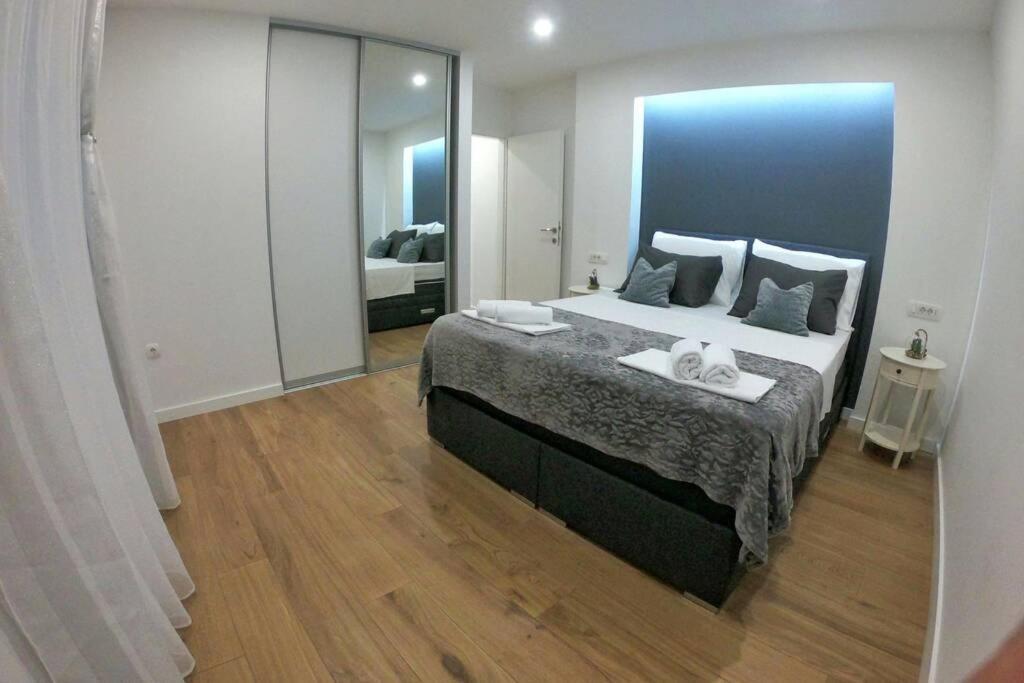 Luxury Dim Apartment Split Exterior foto